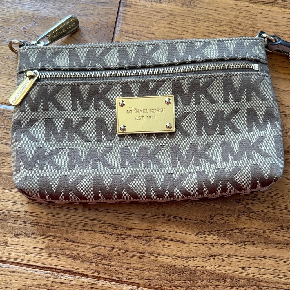 Michael Kors Tan and Gold Logo Wristlet